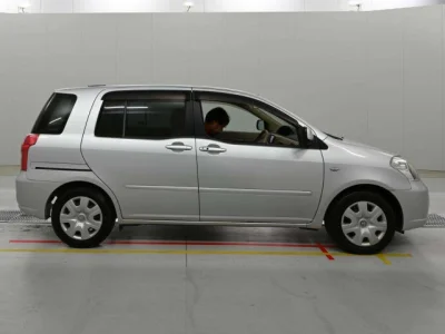 Toyota Raum