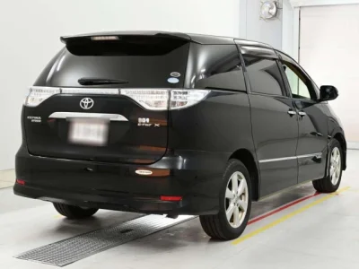 Toyota Estima Hybrid