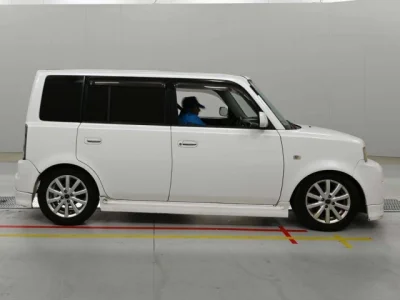 Toyota bB