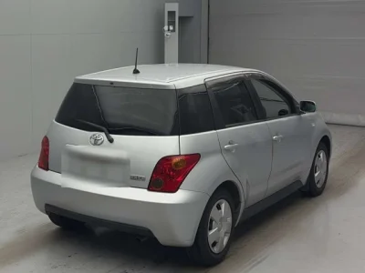 Toyota Ist