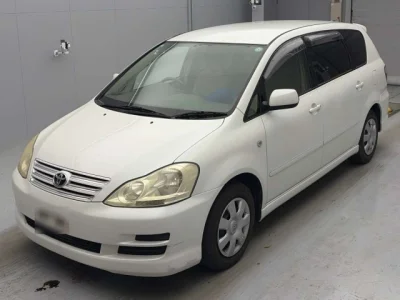 Toyota Ipsum