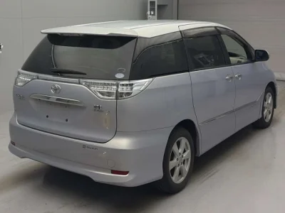 Toyota Estima Hybrid