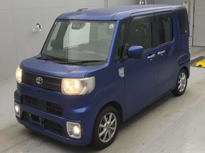 Toyota PIXIS MEGA