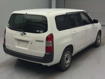 Toyota Succeed