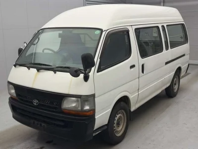 Toyota HiAce Van