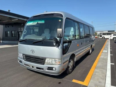 Toyota COASTER