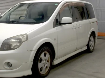 Nissan LAFESTA