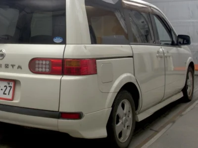 Nissan LAFESTA
