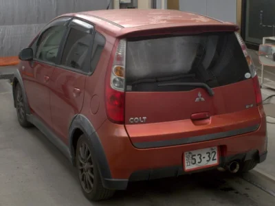 Mitsubishi Colt