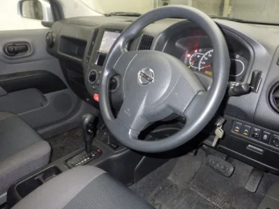 Nissan AD