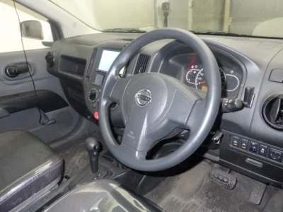 Nissan AD
