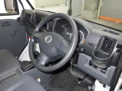 Nissan CLIPPER TRUCK