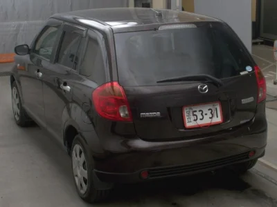 Mazda Verisa