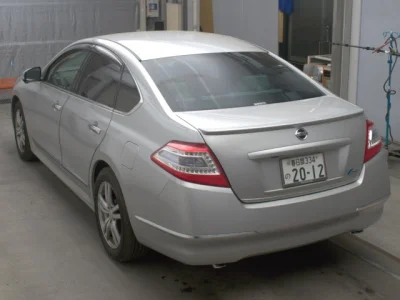 Nissan Teana