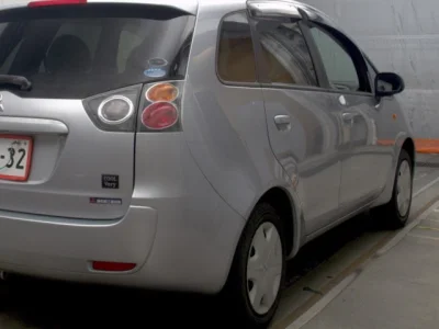 Mitsubishi Colt Plus