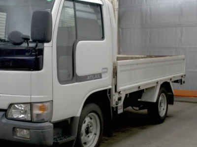 Nissan ATLAS