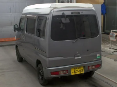 Mitsubishi Minicab Van
