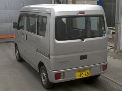 Mitsubishi Minicab Van