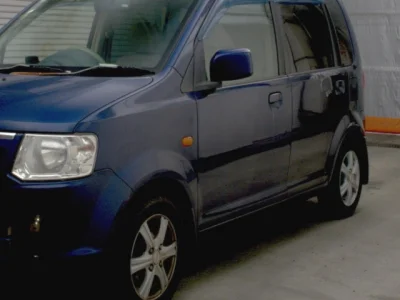 Nissan Otti