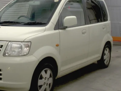 Nissan Otti