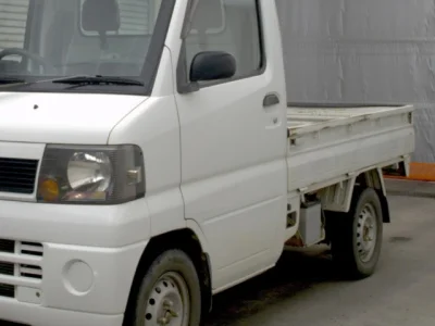 Nissan CLIPPER TRUCK