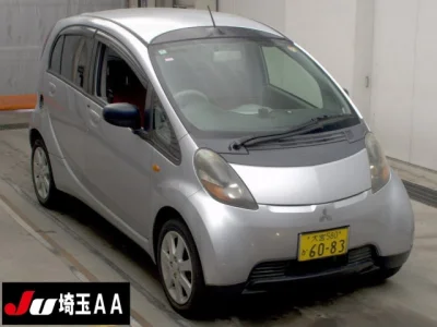Mitsubishi i