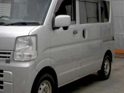 Mitsubishi Minicab Van