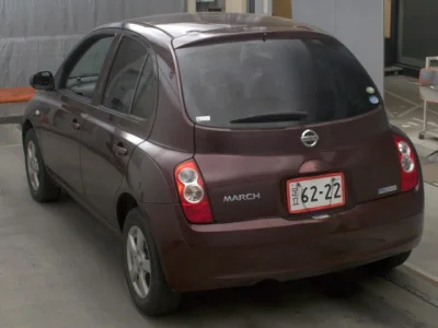 Nissan MARCH