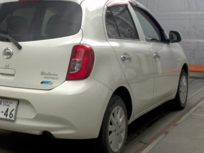 Nissan March