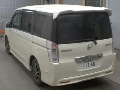 Honda STEP WAGON