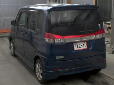 Mitsubishi Delica D:2