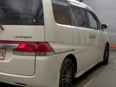 Honda STEP WAGON