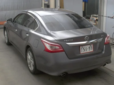 Nissan TEANA