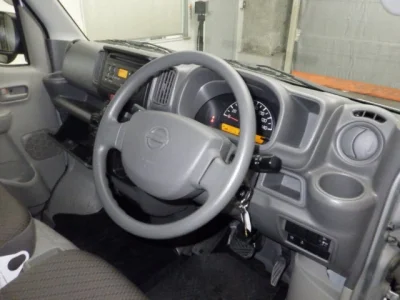 Nissan NV100 CLIPPER