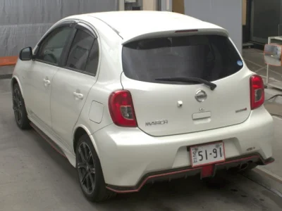 Nissan MARCH