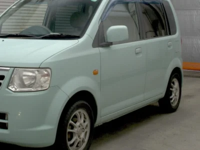 Nissan Otti