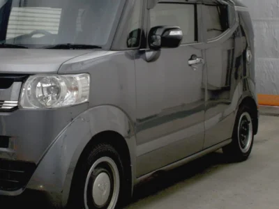 Honda N-Box Slash