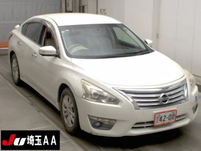 Nissan TEANA