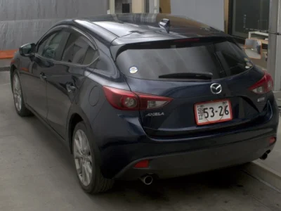 Mazda Axela
