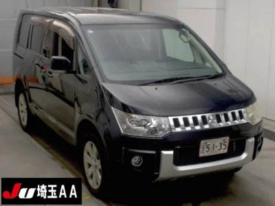 Mitsubishi DELICA D5