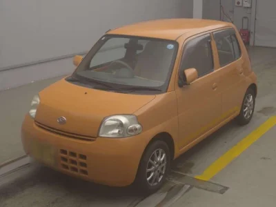 Daihatsu Esse