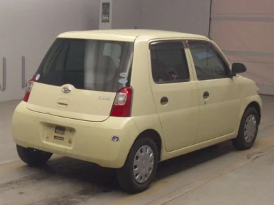 Daihatsu Esse