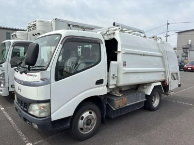 Hino DUTRO