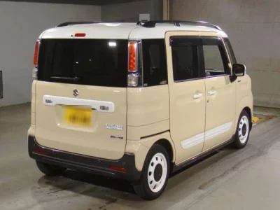 Suzuki Spacia Gear