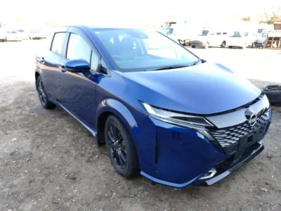 Nissan AURA
