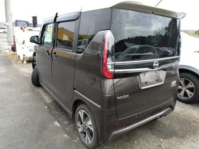 Nissan ROOX