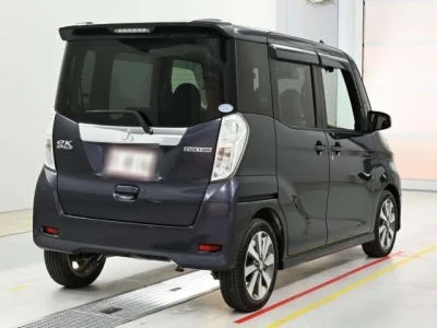 Mitsubishi eK X Space