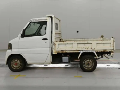 Mitsubishi Minicab Truck