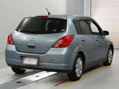 Nissan Tiida