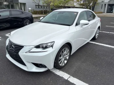 Lexus IS300h